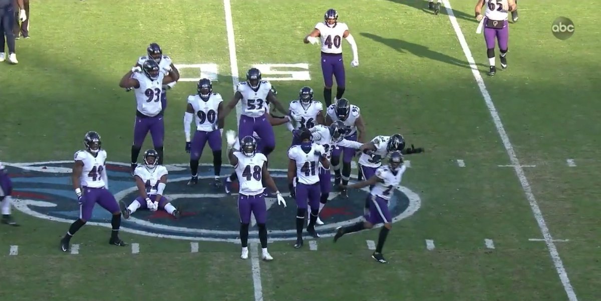 THE RAVENS DANCED ON THE TITANS' LOGO 😱