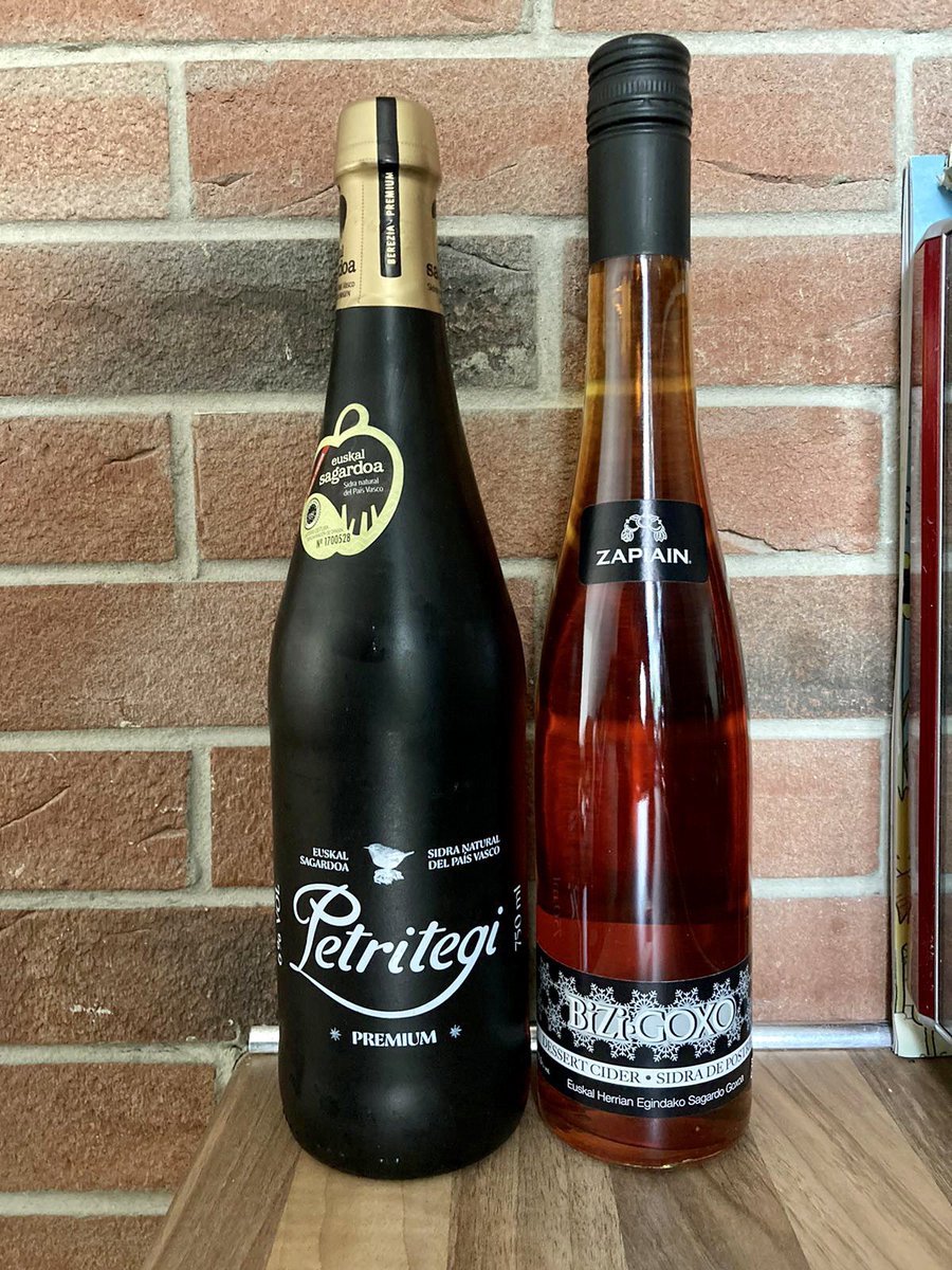 TheCiderCritic's tweet image. If you’re joining @Drinkscribbler &amp;amp; I next Friday for a dive into Spanish Sidra then here are the bottles we’re opening. If you want to buy some Sidra to drink along head over to the #rethinkcider Facebook group where I’ll post some links for online stores. #cheerstotheweekend