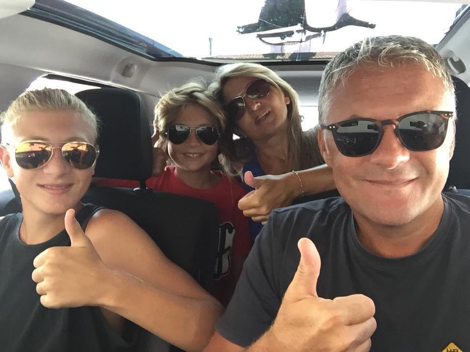 ATamaggio's tweet photo. problemi d’amore, qualche consiglio e rimedio...😅😅 https://t.co/L2KS6dzbRc