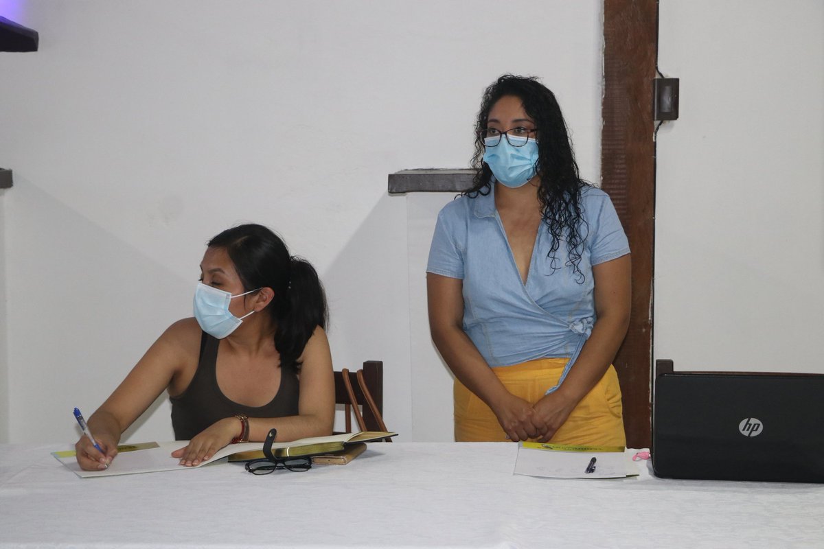 Salud_Napo's tweet photo. Profesionales de la salud de las Zonas 1 y 2 se capacitan en análisis metodológico de estrategias de vigilancia comunitaria en pueblos y nacionalidades del Ecuador, impartida por el Dr. Miguel Martin, docente de investigación de la Universidad Autónoma de Barcelona. #YoMeCuido https://t.co/aQtwwFhea0