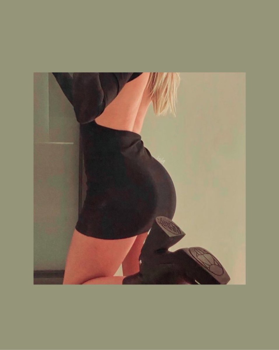 ㅤ                                 

         —— can i get a kiss ? and         
          make it last forever . 🍂🤍

                                            ㅤ