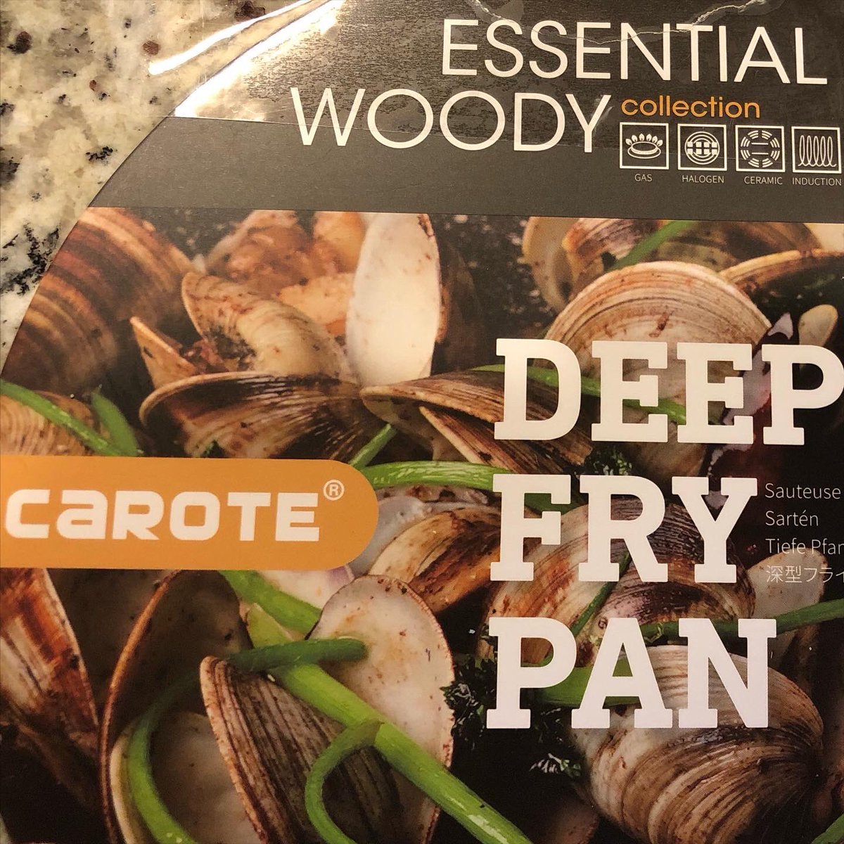 MichelleMacumbe's tweet photo. #TheWoodWorks and @dannywood inspired me to make #DoubleBakedPotatoes for lunch. So good!! π And guess who asked for a #Carote Deep Fry Pan for Christmas π? Itβs even from the #EssentialWoody Collection ππ€©#Thankful4Danny #DannyWood #RemixPR #BHLove @theremixpr @theandialbin https://t.co/LolJFhZaz6