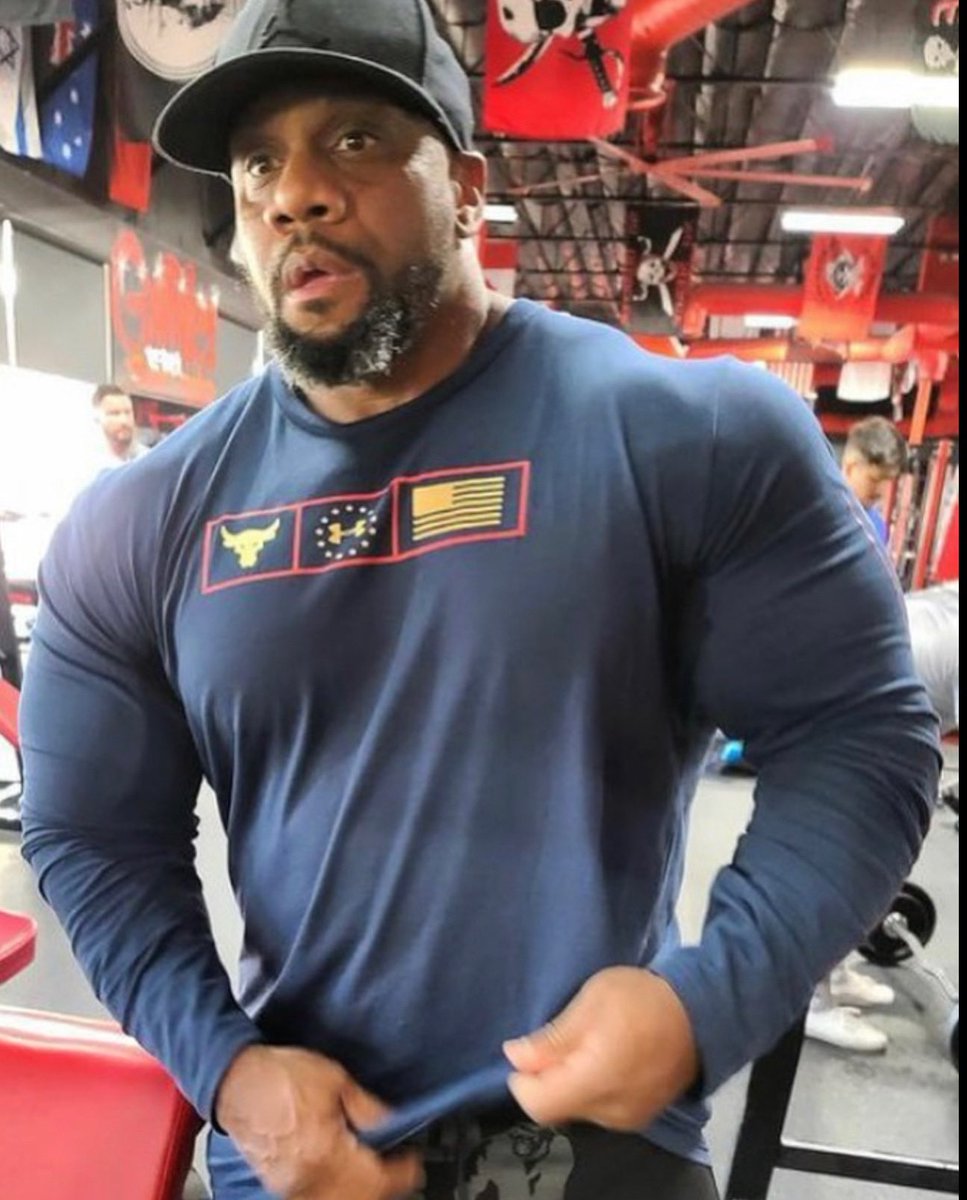 MaleMediaMind's tweet photo. #M3APB If you know who these subjects are, tag them in the comments. M3 followers love to know their online crushes. Please help us out. #bearedblackmen #bigdude #malemediamind #musclebear #ThickBoyProblems #beardgang https://t.co/RSqXnMOHyE