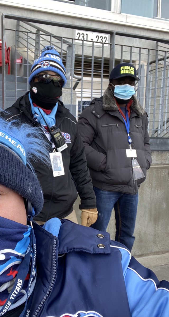 WillPowell_7's tweet photo. @MattDougie @jwyattsports @Titans @Ravens Hell, we couldn’t do anything. They called the cops🙄 https://t.co/VM89M8pqsa