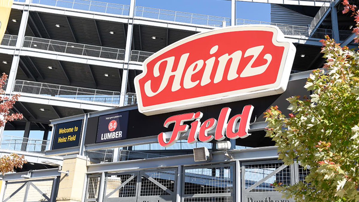 DollarDogNick's tweet photo. Hunt’s > Heinz

#CLEvsPIT https://t.co/w8IpPONJDb