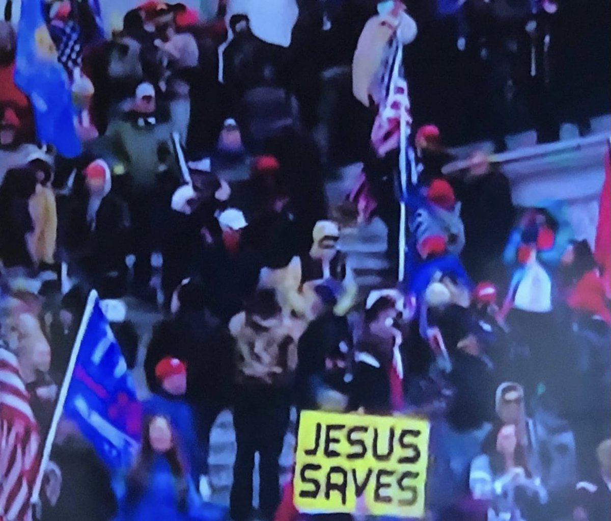 richvillodas's tweet photo. Just because someone identifies with the name of Jesus doesn’t mean Jesus identifies with them.

(Matthew 7) https://t.co/9xRrLAM89Y