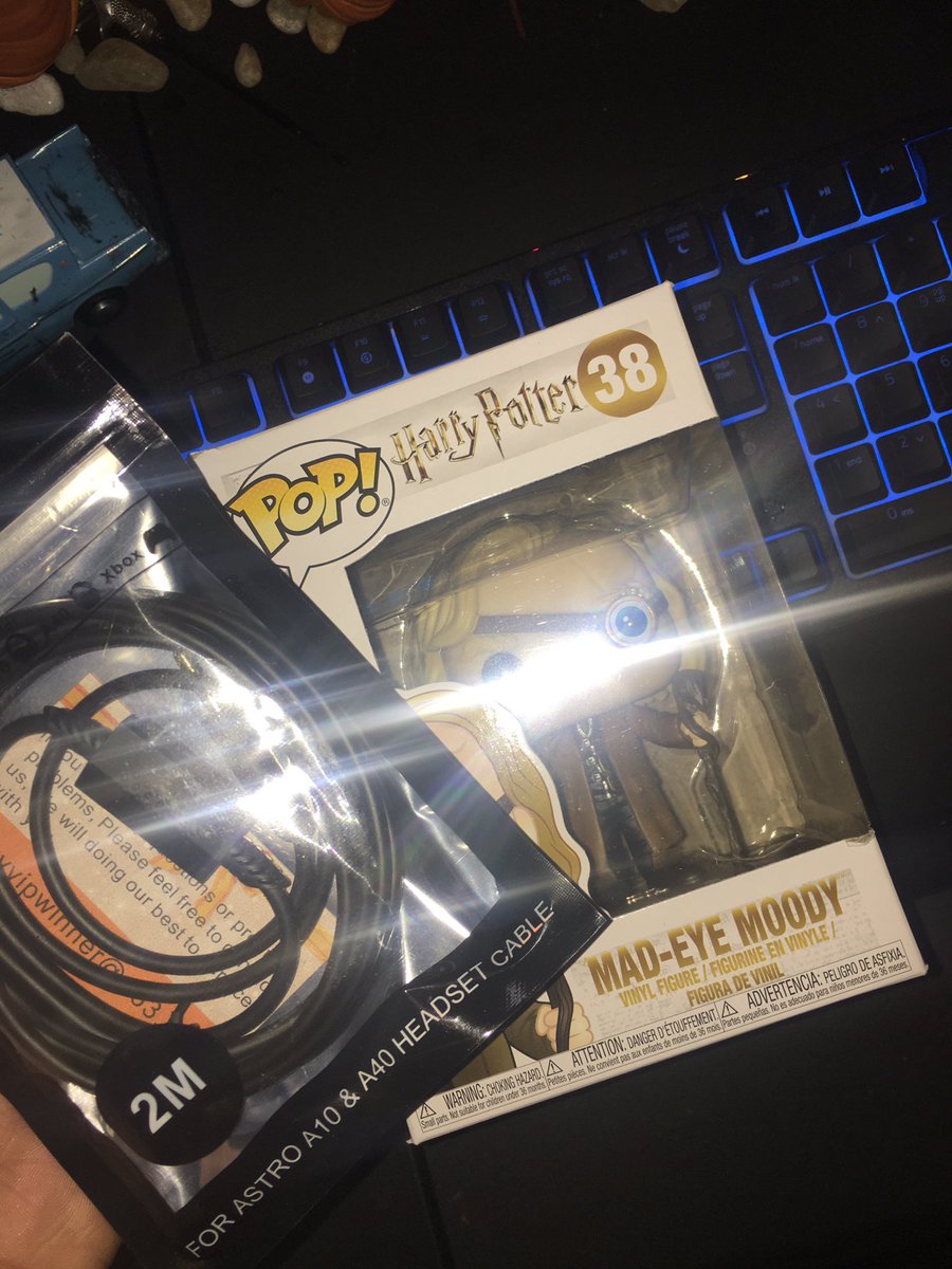LShiftor's tweet photo. Package just came in 🔥🔥 https://t.co/esfKDhxwxa