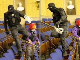 PhilNvestigates's tweet image. Social media did an incredible job of piecing together the clues, beginning with the Getty images pic, leading eventually to Munchel’s FB page.