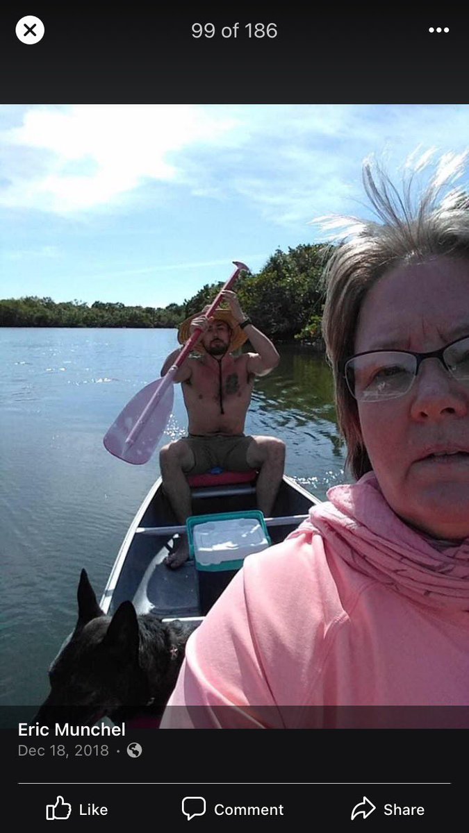 PhilNvestigates's tweet image. Social media did an incredible job of piecing together the clues, beginning with the Getty images pic, leading eventually to Munchel’s FB page.