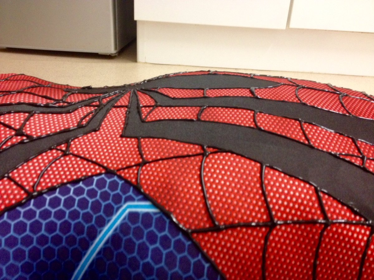 TheGeekForFun's tweet photo. Finished puff painting the suit
#MaximumClonage https://t.co/7sZd0BpIMa