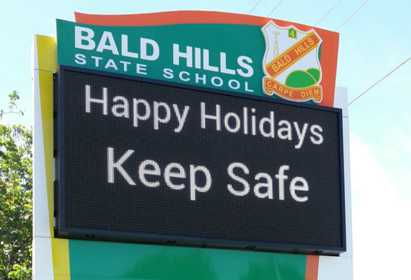 outdoorledsign's tweet image. With the help of ＃electronicsigns for schools, you can publish the information to students in timely, such as convince people to come to a big game, holiday announcement, simply to advice students regarding weather forecast etc,. 
dakcoled.com/case