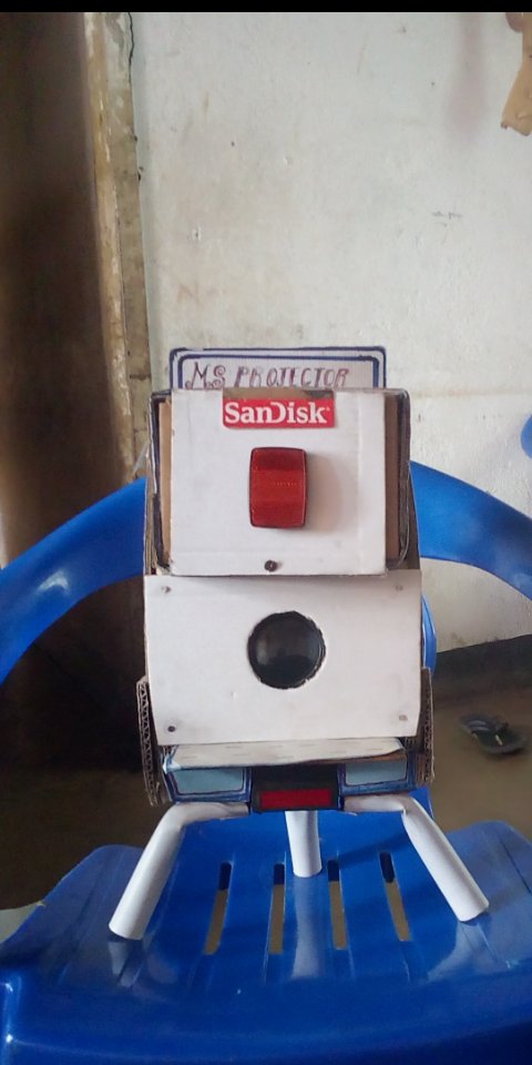 SMakwete's tweet photo. I'm Stanley Makwete from Mulanje , Malawi and a Primary School Teacher. I have a talent of making different things using locally available resources. I make projectors, fans, electric bells just to mention a few 👇.  For more information : +265 884586098(Call or Whatsapp) https://t.co/58mdq7fGmY