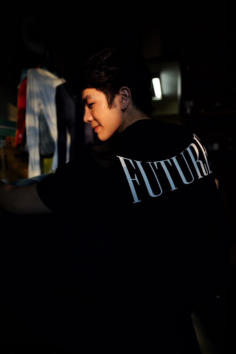 QDAP_BKK's tweet photo. Spotted Khun @milephakphum in “Youth is Future” tee 🖤 #qdesignandplay #qdap #youthisfuture #milephakphum https://t.co/0NIkCzbkLh