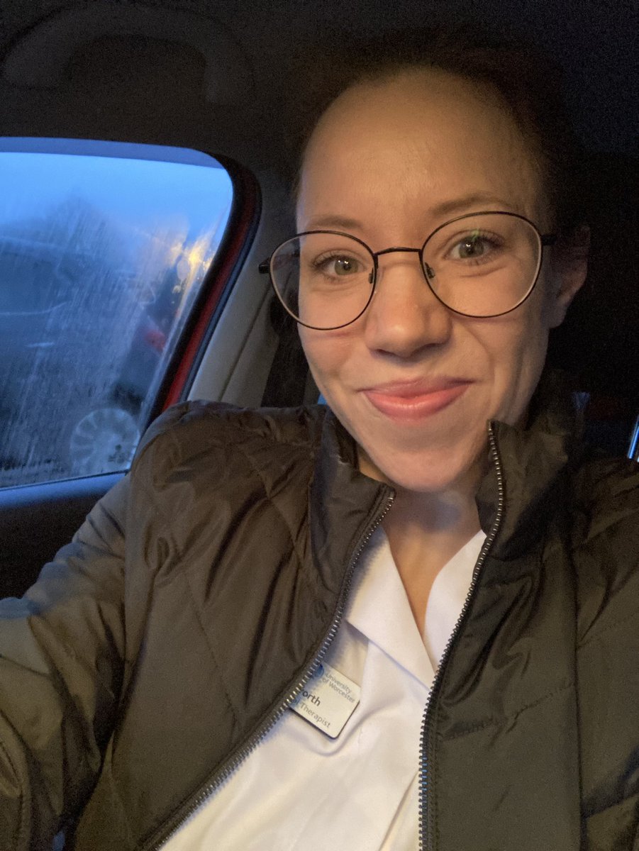 OClare21's tweet photo. 1st Day of my last Student placement! #otstudent @UoW_OT https://t.co/GN0rntcxH4