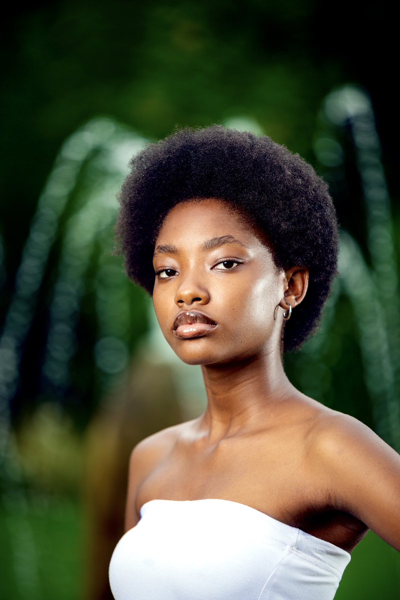 Thempirebw's tweet photo. ✨BLACK IS BEAUTIFUL ✨
Empire Teen model : @amykennekae
Photographer: @reastrive_photography
Model Coordinator: @lalitah__b
Creative Director : @kingvanderbilt
For bookings contact us on +267 74869793 / 71969632
Email: Empiretwentynine@hotmail.com
#EmpireModel #Empire https://t.co/NC72mQYRw8