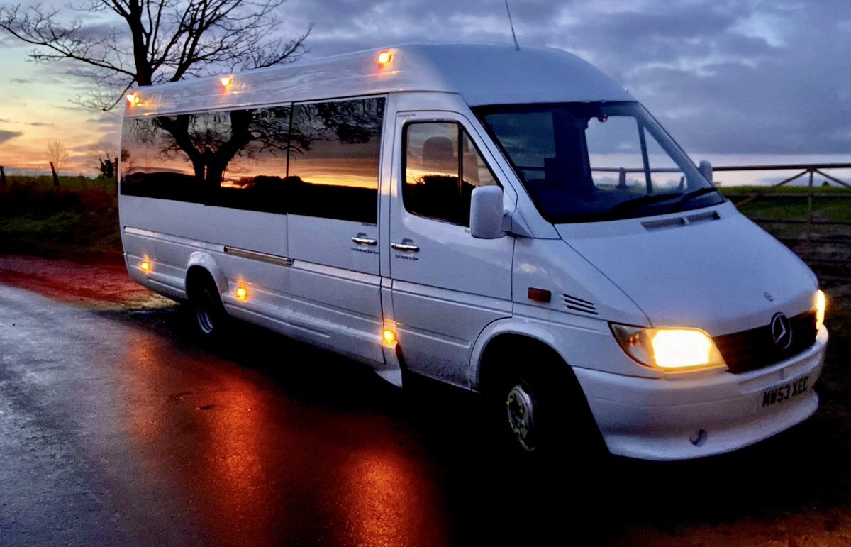 Happy Monday! #yougotthis 😉💪.
.
.
.
.
.
.
#telford #shrewsbury #minibuses #partybuses #coaches #school #monday #morning #sunrise #colours #reflection #earlymorning