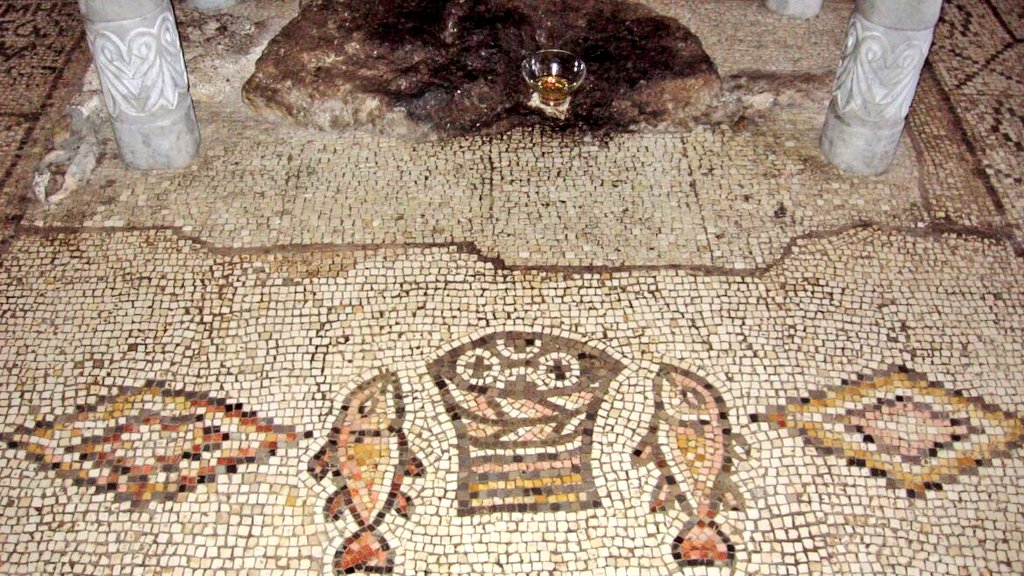 RomanMiddleEast's tweet photo. The magnificent #mosaics of Israel - For such a small country, #Israel boasts a huge number of ancient pavements – some 7,000 of them, to be precise. https://t.co/XyogujHz4d #RomanMiddleEast #Archaeology #RomanArchaeology #MosaicMonday https://t.co/5UxPUCrIlx