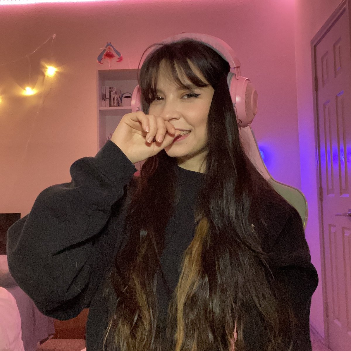 aricherri_'s tweet photo. another plug for my twitch channel 🤪

https://t.co/de9jtdOWgo https://t.co/Vt75NJj1lw