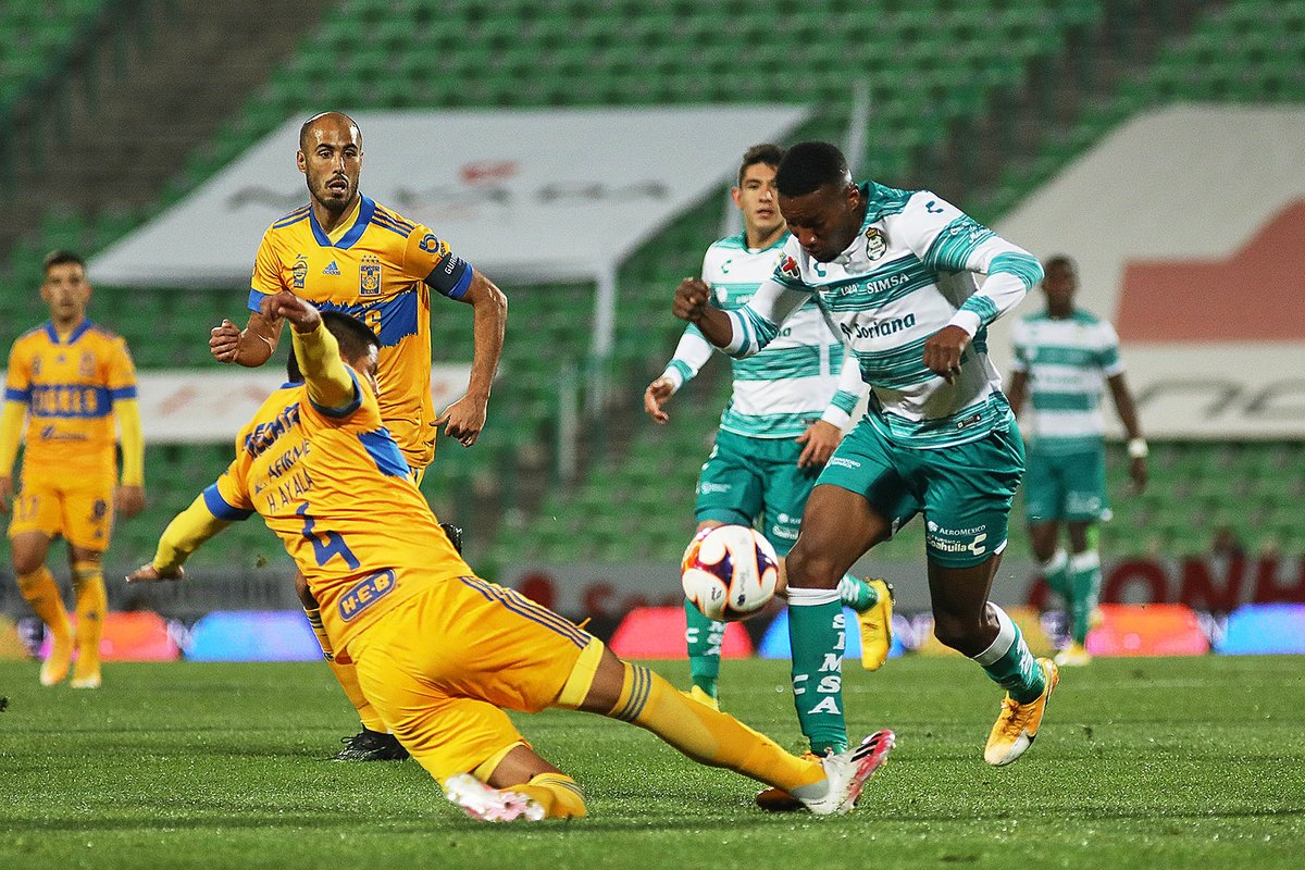 LocoxelfutbolG's tweet photo. Liga MX | Finalizado: Santos 2 (Juan Otero, Eduardo Aguirre) - 0 Tigres.
#LigaMX_LxF https://t.co/e9HAMOiuFd