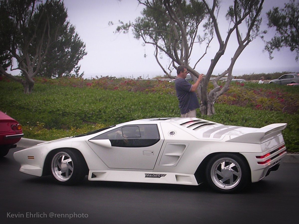 RennPhoto's tweet photo. Seeing reports that Jerry Weigert joined the great silent majority on January 15, 2021. As the creator of the Vector, the story of Jerry's journey can't properly be told in a tweet. Cheers and condolences. Photo from Crystal Cove, June 25, 2005. #vector #vectorW8 #geraldweigert https://t.co/3at0eyUbX4