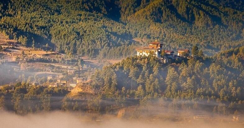 HeavenlyBhutan's tweet photo. โค๏ธ ๐๐๐๐ฏ๐๐ง ๐๐ง ๐๐๐ซ๐ญ๐ก โค๏ธ
๐ซ๐: ๐๐น๐ถ๐ โณโด๐๐
.
.
#bhutan #heavenlybhutan #tourism #travel #traveling #vacation #holidays #explorebhutan #himalayancountry #bestviewer #naturelover #adventure https://t.co/GRiPtuikWO