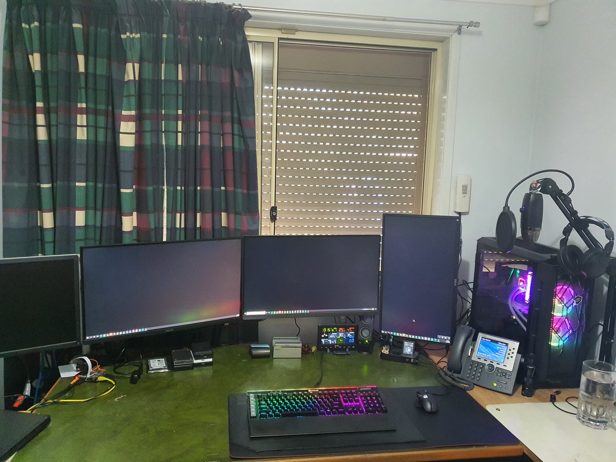 ctrlaltdelx2 tweet picture