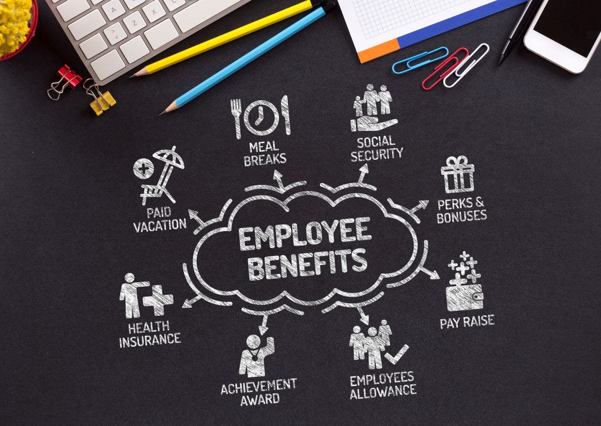 iambisu's tweet image. Employers need to continue to be agile and adjust to the needs of employees to ensure that they can maintain resilience and persevere through what will likely be another challenging year. Here are 4 trends to watch. #employeebehavior #futureofwork bit.ly/2KpJP0j