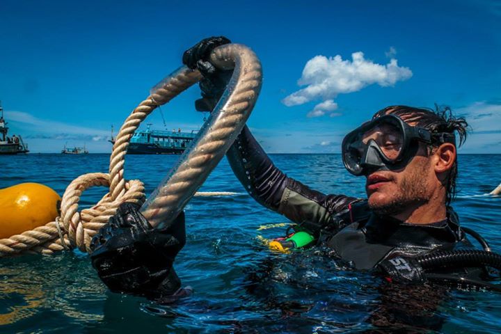 ConservationD's tweet photo. Correct #MooringLine implementation is essential to maintain #ReefHealth in areas with a lot of boat traffic. We teach courses on the correct techniques for implementing and maintaining mooring lines. 

For more info, or to get in touch visit our website. https://t.co/uie0NkH64i https://t.co/ByCjSE4zHG