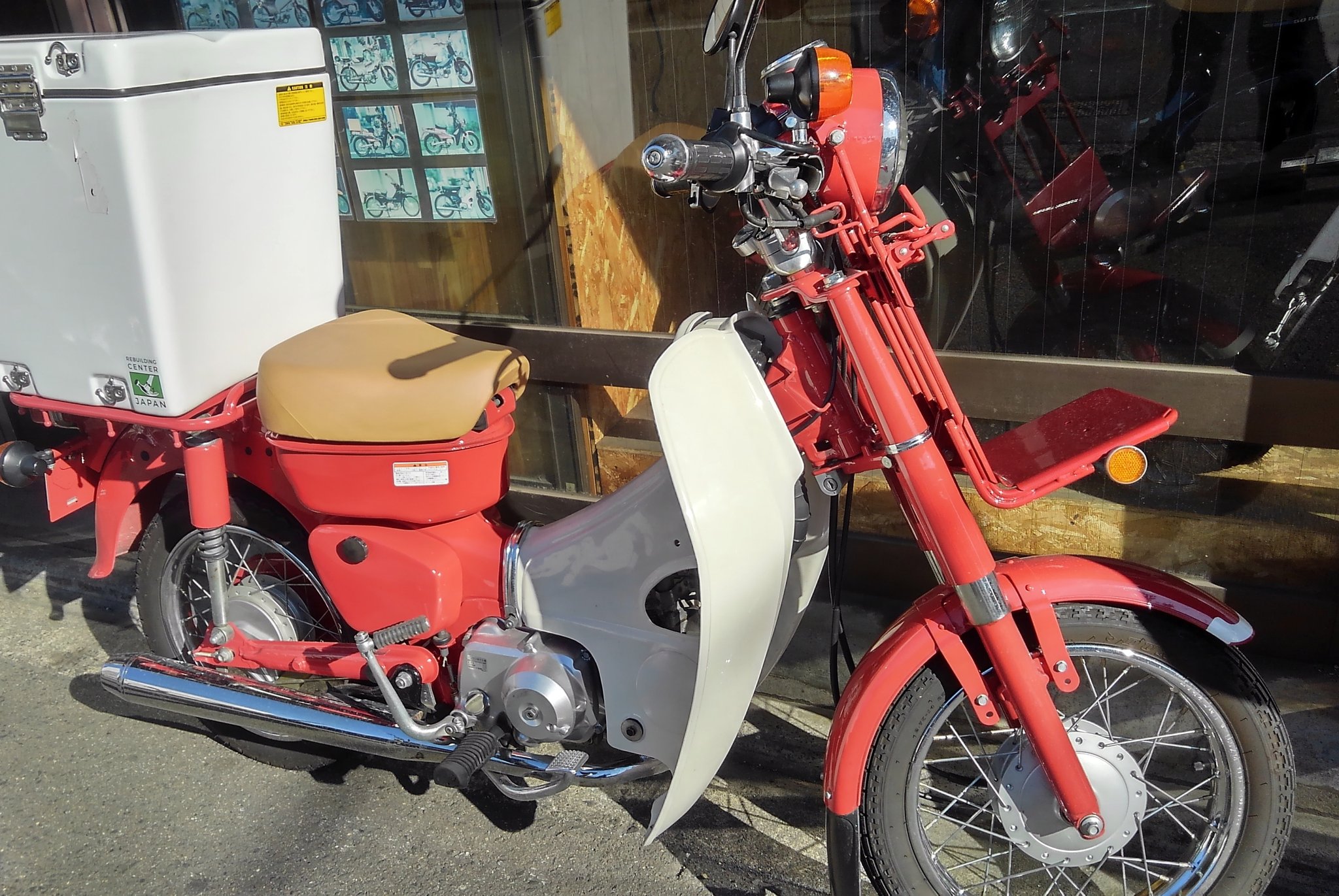 取引中】HONDA スーパーカブ50カスタムFI 実働【レストアベース