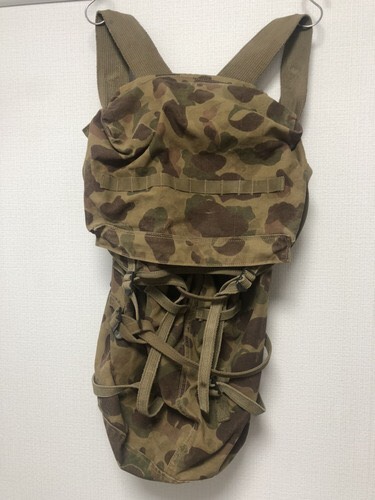 furuvintage2021's tweet photo. 使い勝手はともかくカッコいいからな。。
#usmc #frogskin #duckhunter #junglepack
#古着 #古着好き #古着好きと繋がりたい
#改めて勉強 https://t.co/TWhIh6rMKh