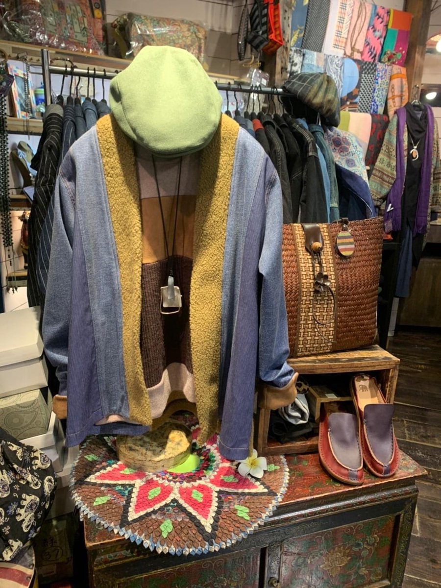 TRUSFRATED_JK's tweet photo. Appeared in my Facebook feed. One of my favorite things about Ximending, Taiwan. Shop is called mana design ☺️ #fromjeunetojoon #ㅍㅈㅌㅈ https://t.co/KPX4MZGUtv