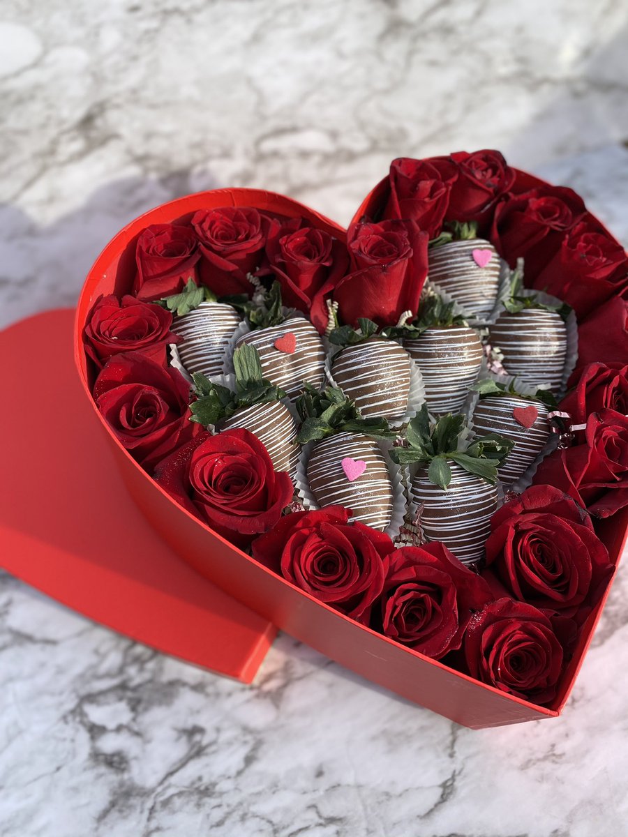 SBysteph's tweet photo. Valentine’s Day is coming up and what better way to surprise your loved one than with some chocolate covered strawberries and roses ♥️✨
#okc #ValentinesDay https://t.co/LlwxfJyk32