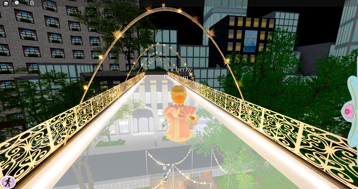 RoyalzxX's tweet photo. Im loving this outfit so much! #rblx #roblox #rh #royalehigh #rhrblx https://t.co/XdkpMto8rN