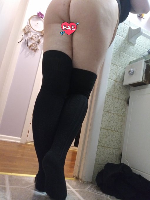 Daddy got kitten some new thigh high socks. How do they look on me? 🥺🥺🥺🥺 https://t.co/ie5G7yx6JZ https://t<a href="/tag/girlfriend"class="tags"><span>#girlfriend</span></a><a href="/tag/feet"class="tags"><span>#feet</span></a><a href="/tag/belly"class="tags"><span>#belly</span></a><a href="/tag/find"class="tags"><span>#find</span></a><a href="/tag/sweetheart"class="tags"><span>#sweetheart</span></a><a href="/tag/findom"class="tags"><span>#findom</span></a>