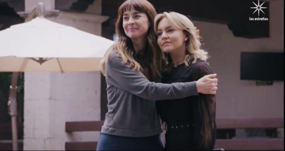 OnlyBoyer's tweet photo. Lo más hermoso de #ImperioDeMentiras
#Relisa @Anboy88 @SusyGonzalezDr mis favoritas sin duda alguna! https://t.co/K27ae42CBz