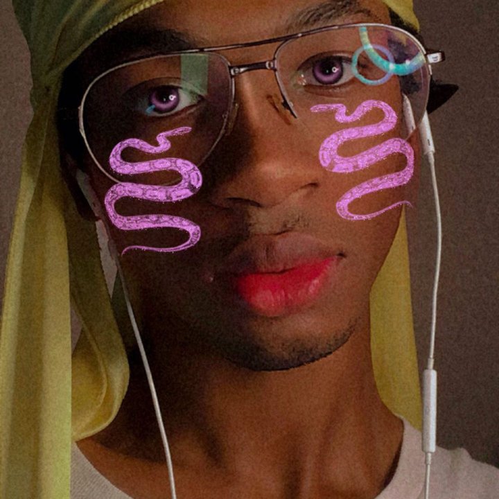 kiddawyn's tweet photo. Come hangout with me on #BIGOLIVE https://t.co/DZ2VFC9pXo https://t.co/UxrtMkCkHs