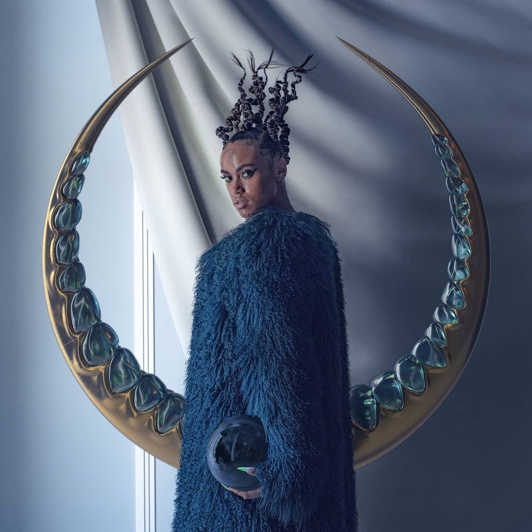 Model is Hanna Lhoumeau, 3D graphics by Miguel Soudjay 