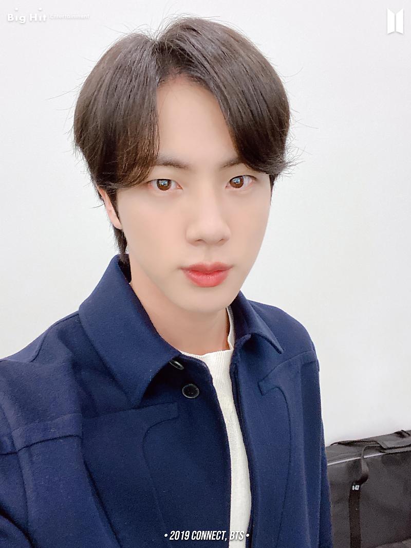 archive1204's tweet photo. [UPDATE] Jin's NAVER  Post. (1)

 #진 #석진 #방탄진 @BTS_twt https://t.co/7pMbvcl8tl