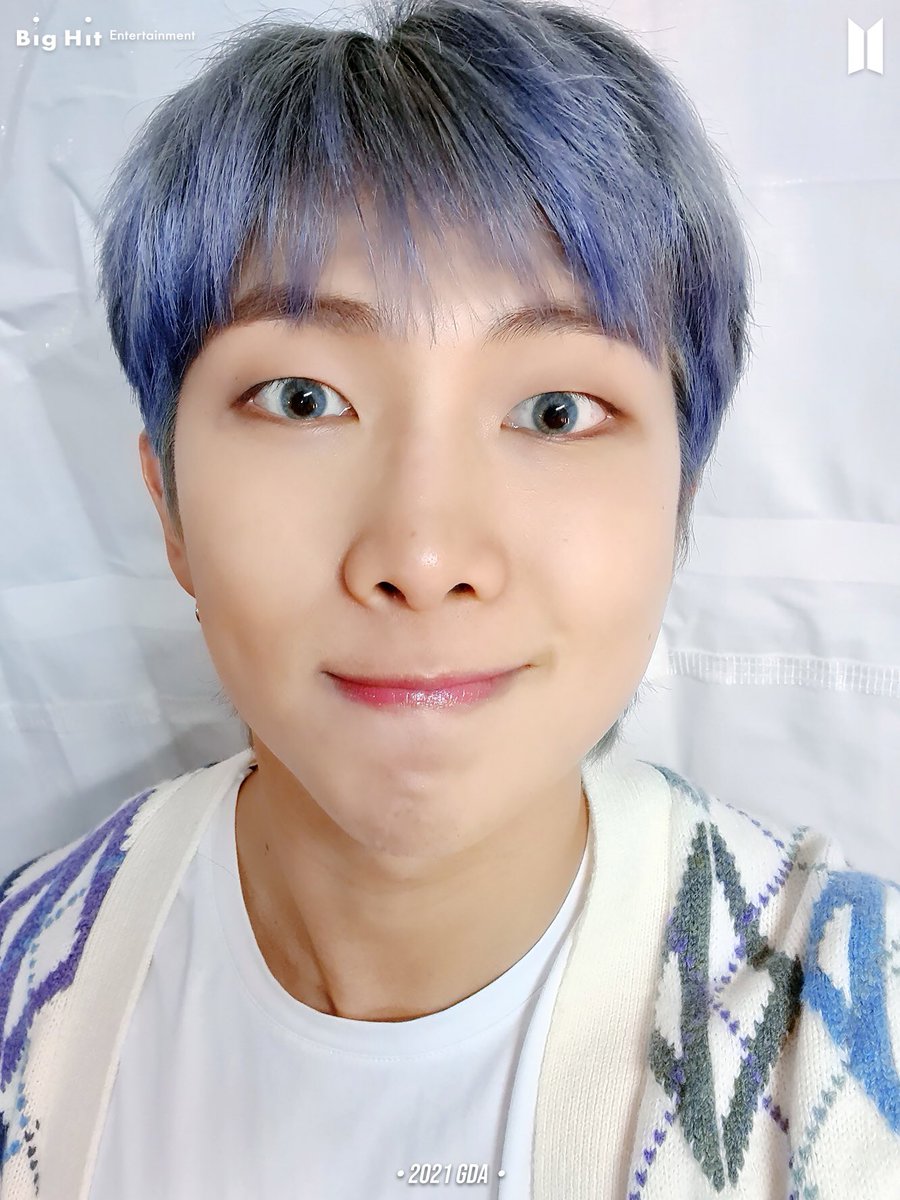 SOUHITINA's tweet photo. @bts_bighit https://t.co/jWD1ltvxYO