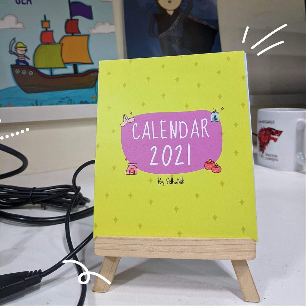 AdhuNik__'s tweet photo. we sooo hope that 2021 is better and we think we can all agree that we need little pops of positivity everywhere this year! And so in this year's calendar design we've added beautiful mindful quotes on every card. ✨
 #interiordesignart #officesuppliesjunkie #decor4home https://t.co/Fz26SfovEt