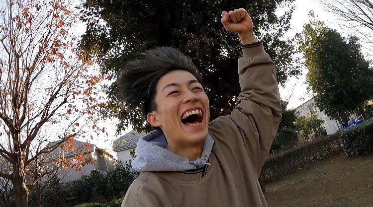KoVb92's tweet photo. #コムドット急上昇1位 https://t.co/tMGKfm1l1F