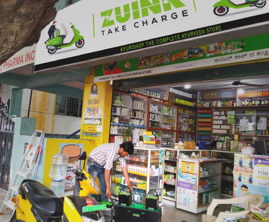 AEEE_India's tweet photo. Electric two-wheelers &amp; three-wheelers have a massive role in taking electric mobility to every nook &amp; corner in #India.

AEEE's @Chandana_Sasi writes on how &amp; where to establish charging facilities for commercial e-2W &amp; e-3W fleets in #Indian cities.

https://t.co/THNWnAt5xH https://t.co/IQnv0HisA0