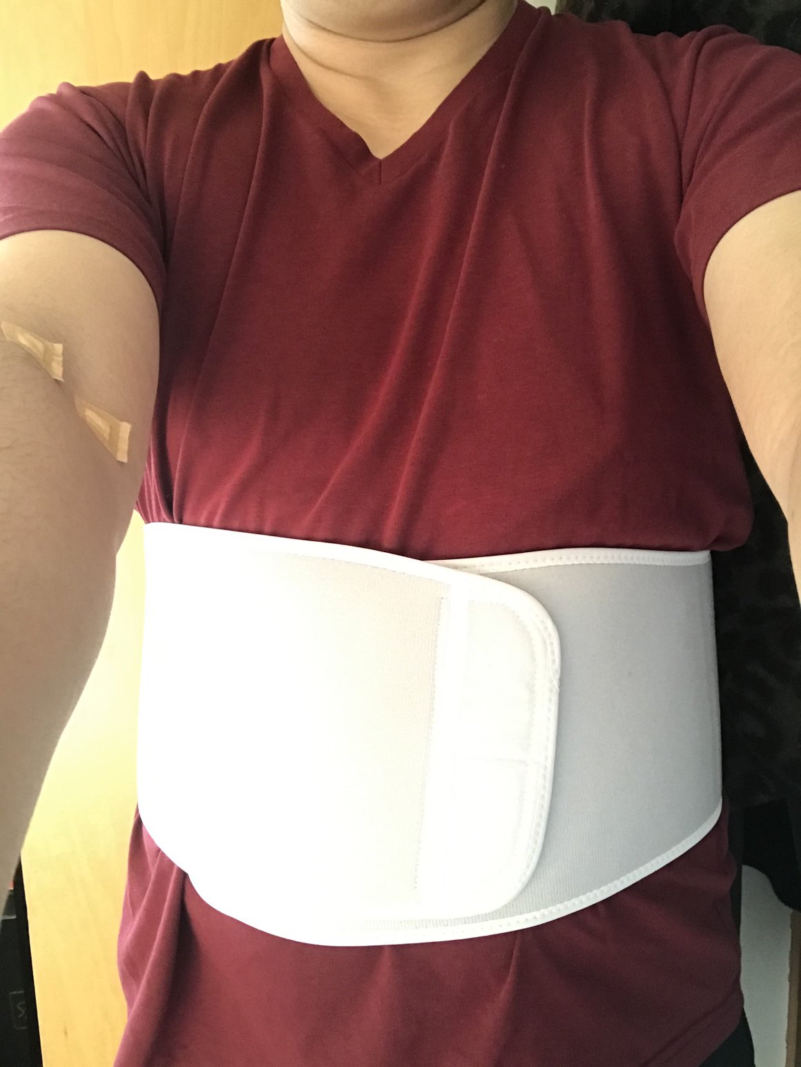 Twitter 上的 林家菊丸 人生初の骨折 肋骨をやってしまいました 数日前行った整形外科ではレントゲンの結果 脇腹の肉離れ と言われ 以後 あまりに痛みが増すので 今日また別の整形外科へ行き 骨折と判明 セカンドオピニオンは大事ですな なお 口が動き正座