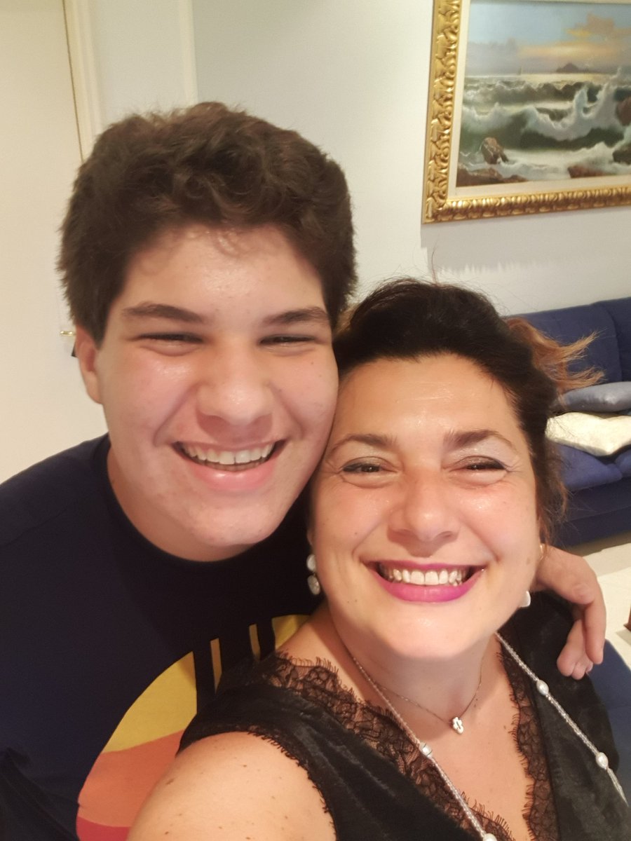 teresa_riccardi's tweet photo. #nienteSostituisce il tuo sorriso...
#coreèmamm
#BuongiornoATutti
#unTemaAlGiorno
#18gen https://t.co/AKkhEGU2gJ