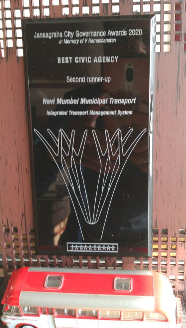 NMMConline's tweet image. एनएमएमटीच्या आयटीएमएस प्रणालीचा राष्ट्रीय पुरस्काराने सन्मान
#NMMT #NMMC