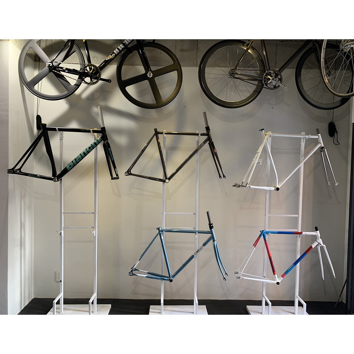 ParkSIDER_'s tweet image. 新しい #自転車探し は #フレーム探し から始めてみませんか？
完成車も良いですが、折角ならオンリーワンな自転車にしたいという方は是非 #FrameSet から理想の1台を！
#Cinelli と #Mash のコラボフレーム #MashWorks (540)もラス1ございます！ 
#チネリマッシュ
#マッシュ