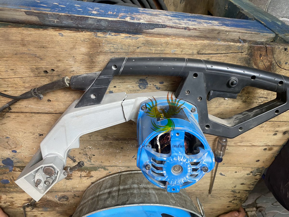 EmbobinadoGVH's tweet photo. Reparación de sierra de banco marca Dayou #serviciogvh #reparacion #sierradebanco #embobinado #motoreselectricos #dayou https://t.co/iRfNWcOeFy
