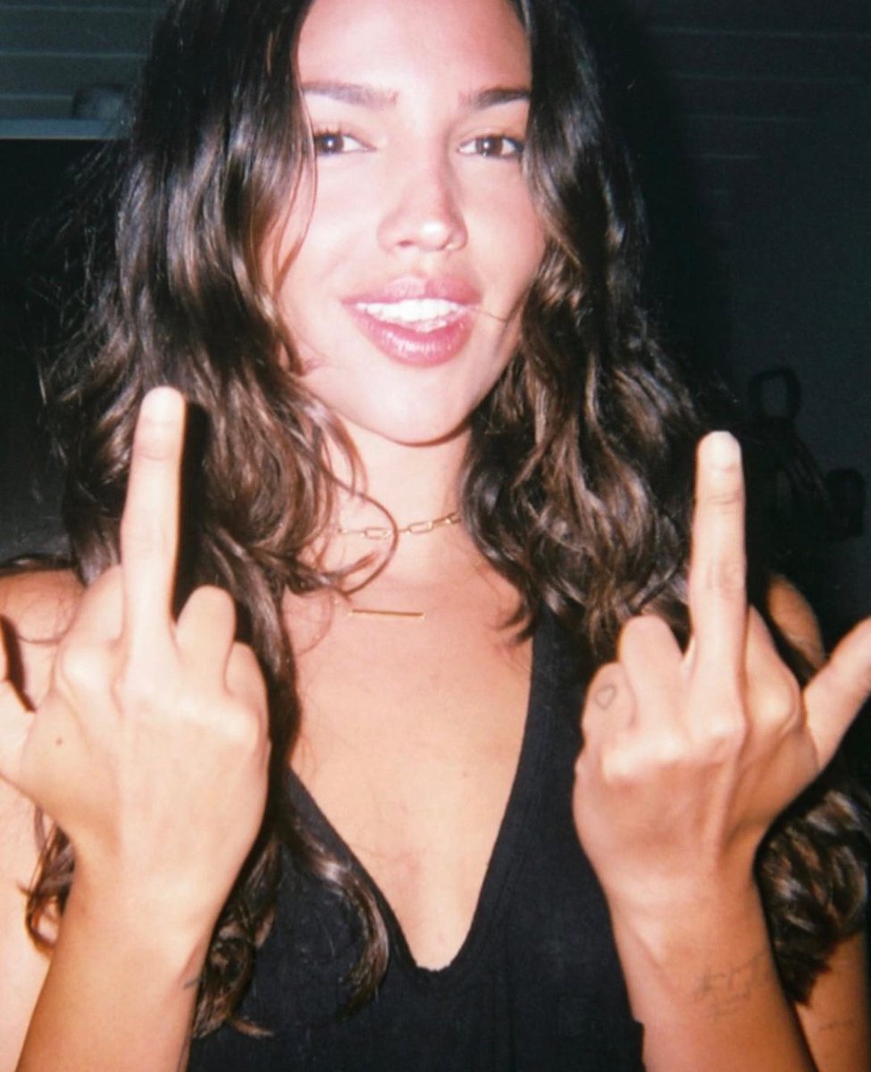 PsychoticSass's tweet photo. I’ll make your man call me daddy. https://t.co/xN414ZLCBM