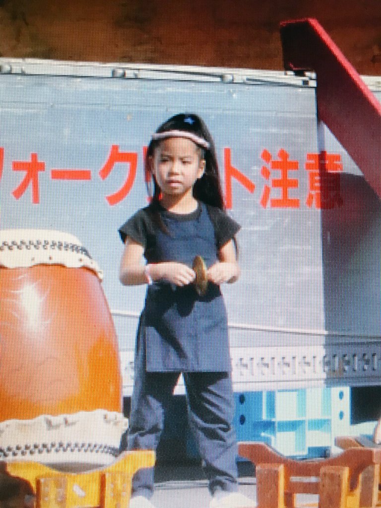 HvsoDVh3MSDpSIh's tweet image. 室蘭市で成人式が開催され、
無事に成人を迎えました😍😄
3歳から和太鼓を始めて、何事も諦めないという精神力を持ったメンバーが自宅に挨拶&amp;amp;お披露目に来てくれました✨🌸

コロナの中、自粛された成人式でしたが😂着物姿👘が綺麗で、輝いてました❤❤❤
本当におめでとう🎉🎉🌸🌸🌸🌸🌸