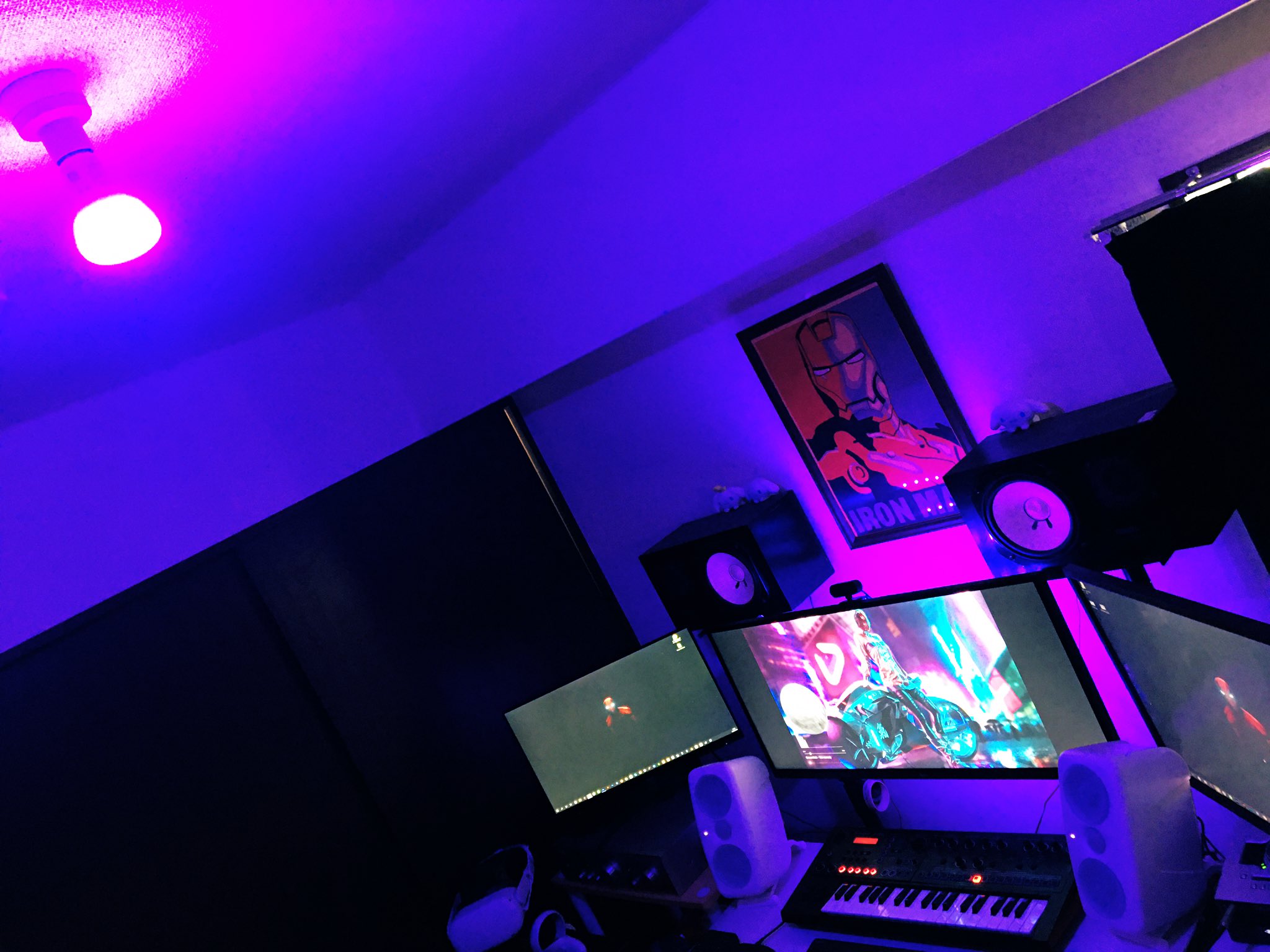 Yksb Kaze Lab Ledとりつけてパリピ部屋にした チャラい T Co Kehyhvbicp Twitter